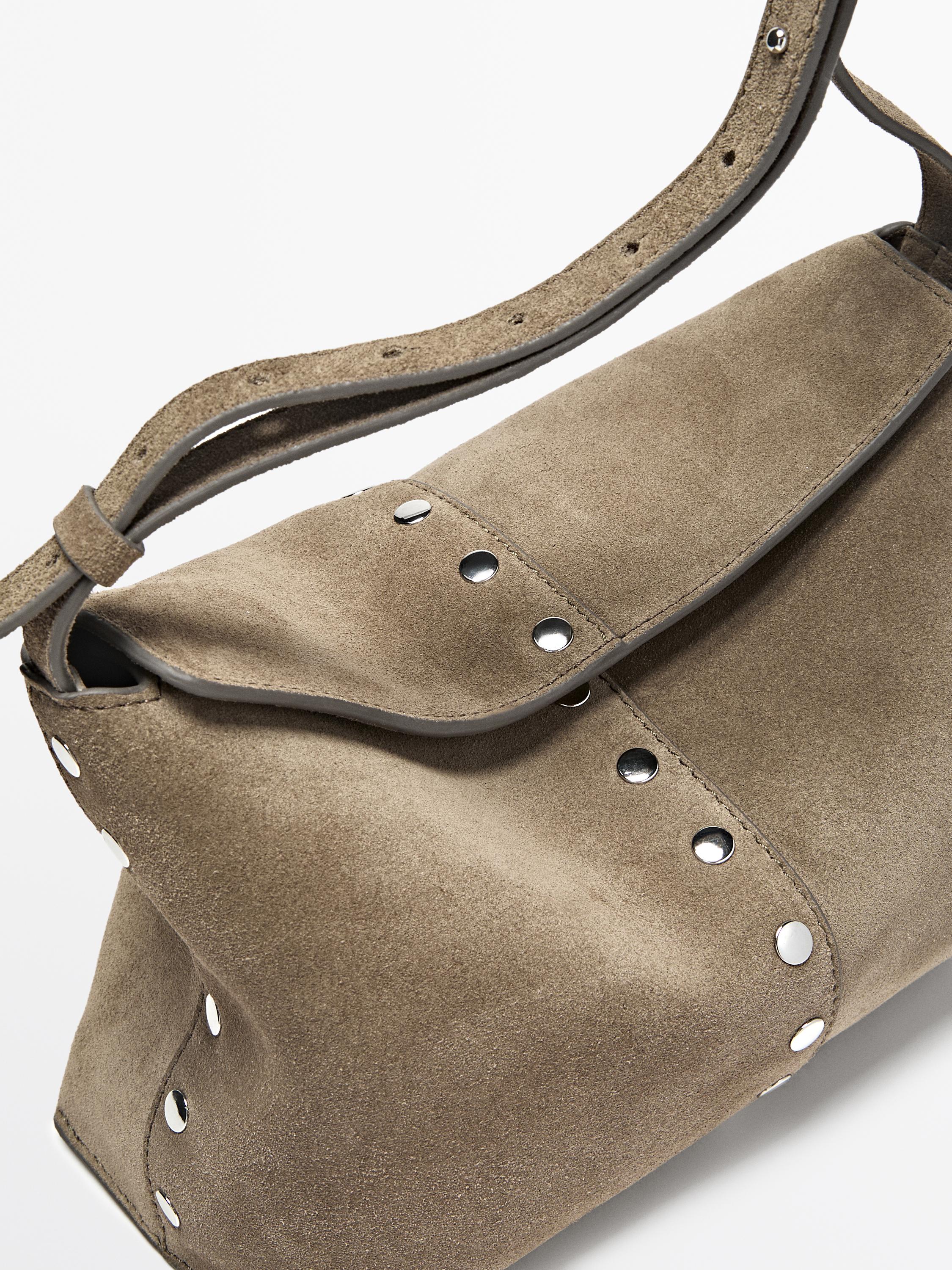 Sac en croûte de cuir clouté
